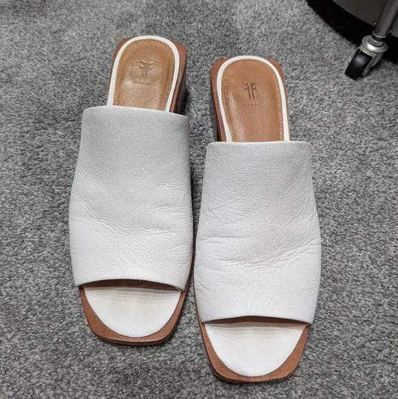 Frye White Lucia Mule Sandals Size 8 - Picture 2 of 8